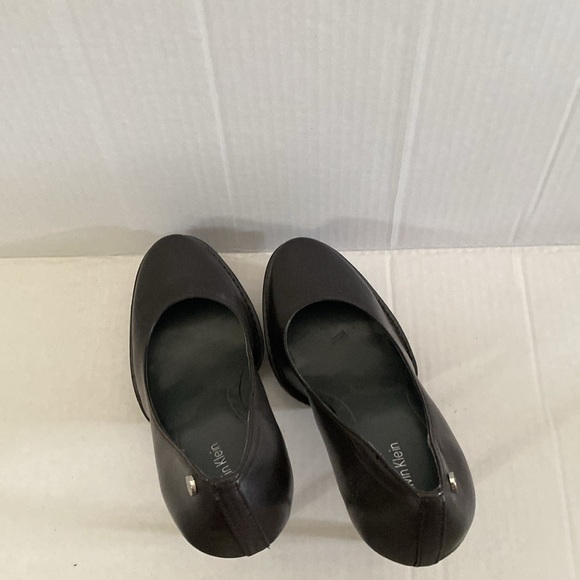 Calvin Klein Gilda Cracked Heels - Picture 4 of 4